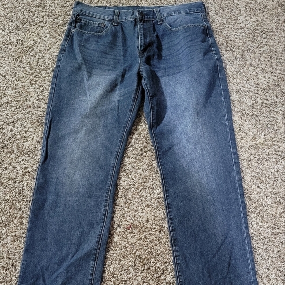 Blue Straight Leg Jeans with Medium Weight Denim Relaxed fit. 34x34